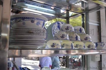 公司開(kāi)業(yè)餐具訂做 套裝陶瓷餐具定制
