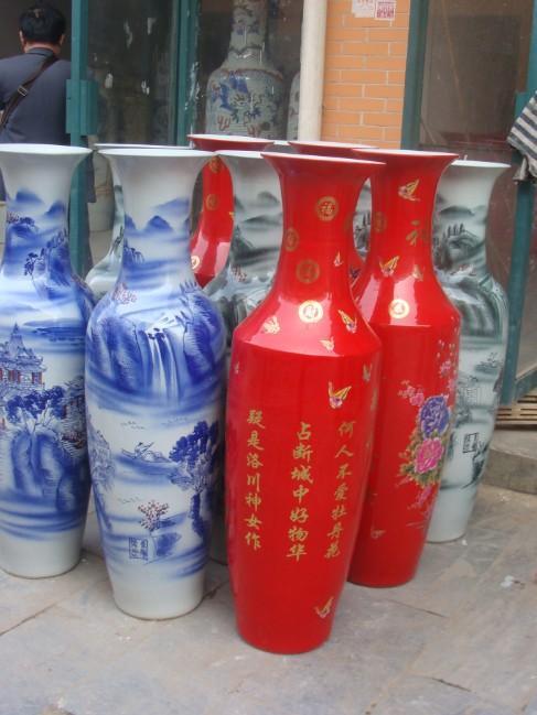 中國紅大花瓶，紅色大花瓶，紅釉大花瓶